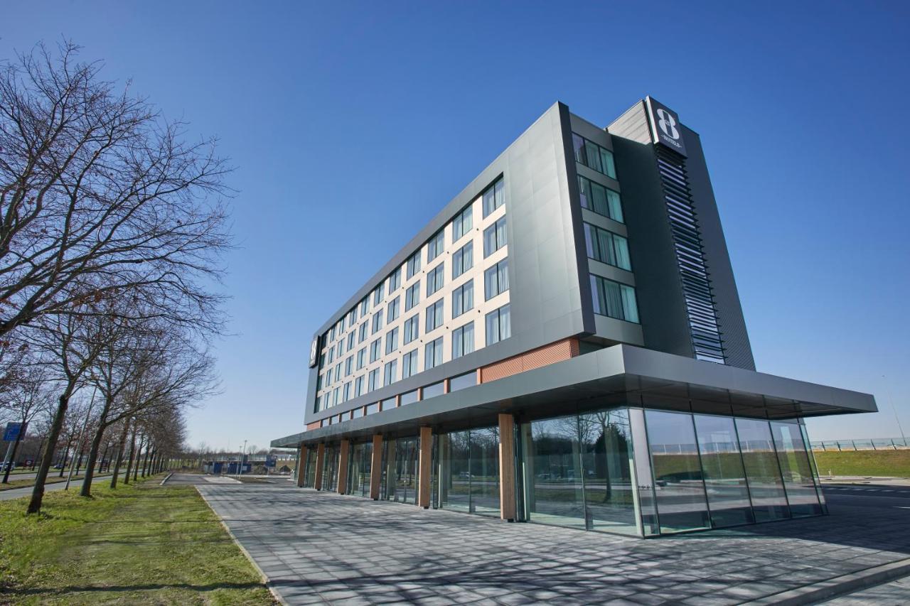 Gr8 Hotel 3*
